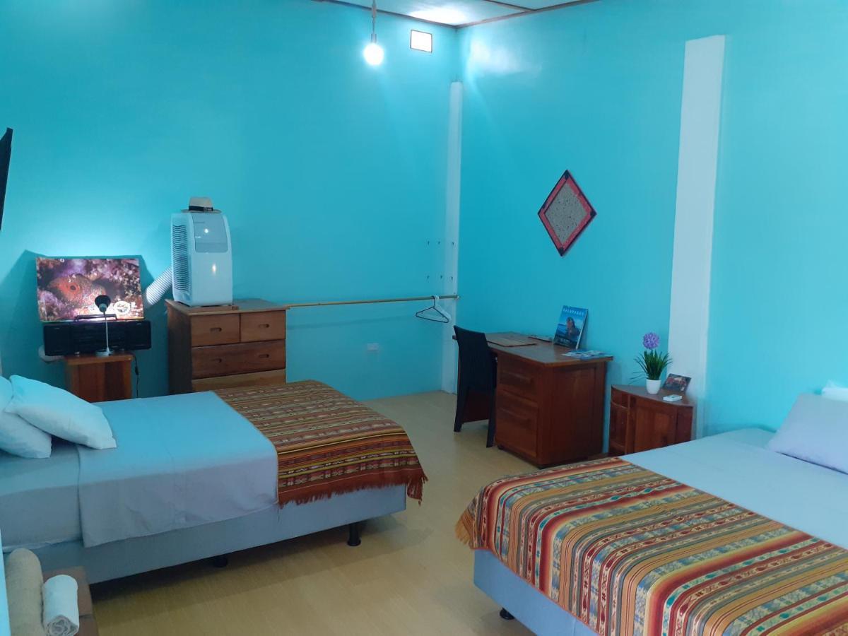 Cozy Hosting Galapagos Lägenhet Puerto Ayora  Exteriör bild