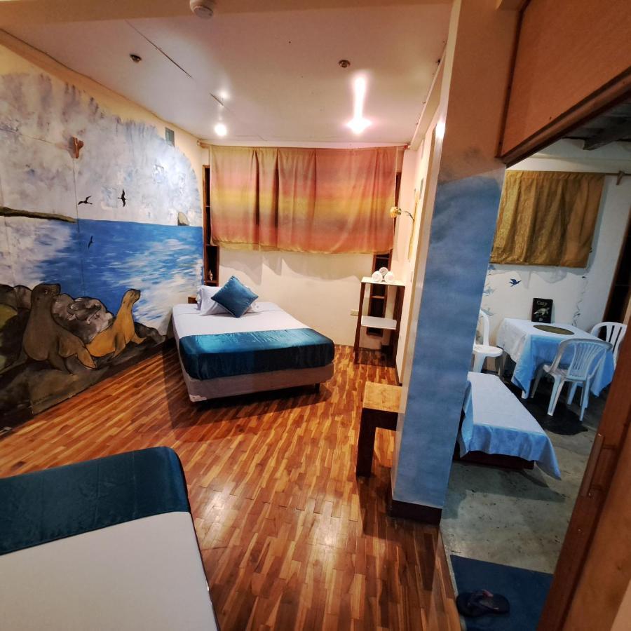 Cozy Hosting Galapagos Lägenhet Puerto Ayora  Exteriör bild