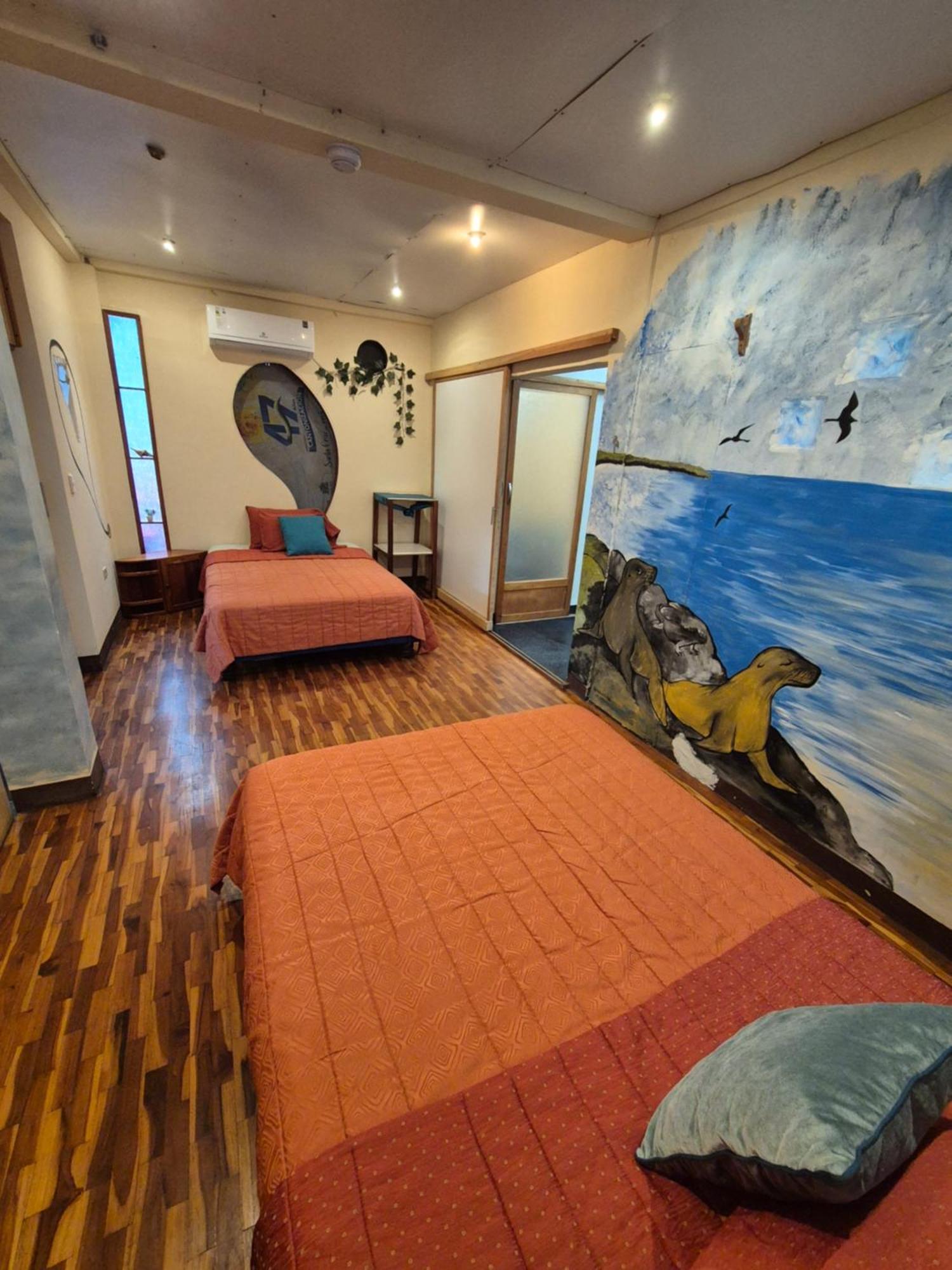 Cozy Hosting Galapagos Lägenhet Puerto Ayora  Rum bild